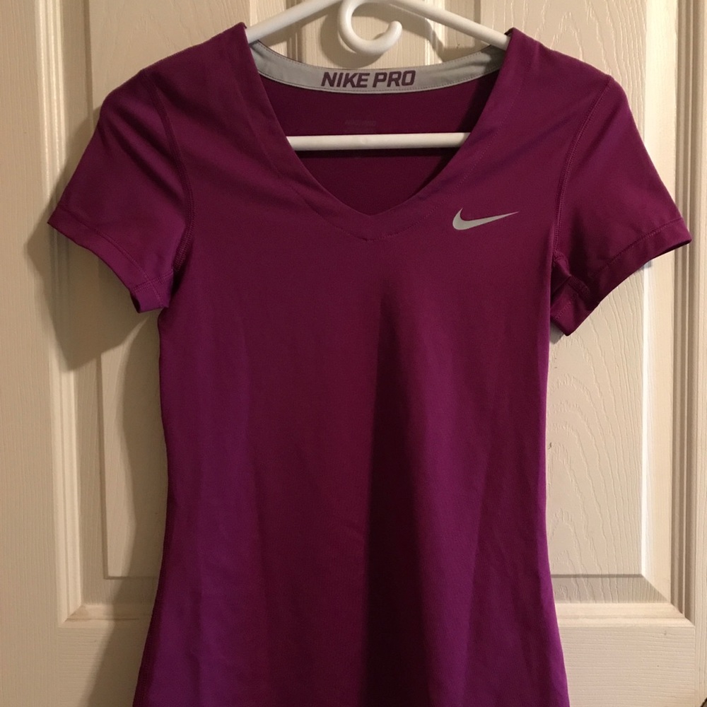 Nike Pro T-shirt